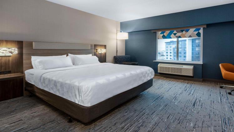 Holiday Inn Express & Suites Vaughan-southwest an Ihg Hotel Holiday Inn Express & Suites Vaughan-southwest an Ihg Hotel